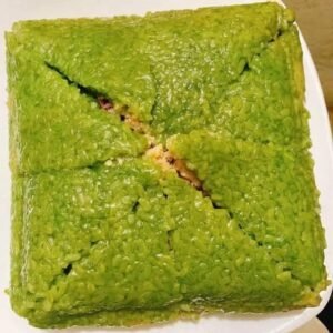 Alternative view of Bánh chưng xanh_CHƯNG CAKE
