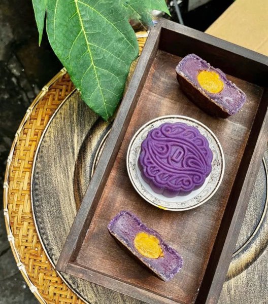 BAKE Taro (Bánh nướng khoai môn)