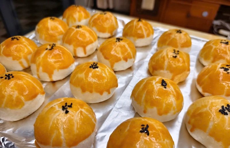 Lava Egg Pastry (Bánh nướng trứng chảy ngàn lớp) SET 6pcs