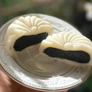 SNOW SKIN Black Sesame (bánh dẻo mè đen)